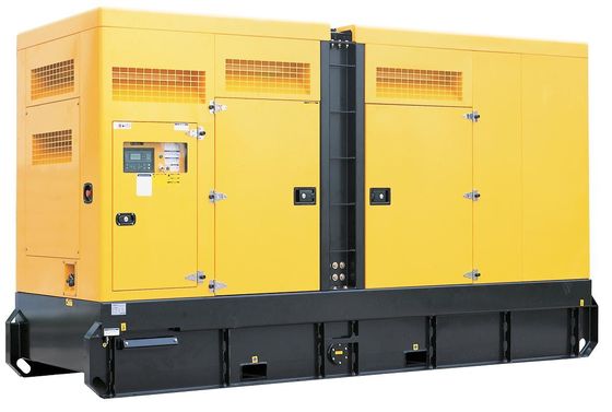 Fabrika Fiyatı Açık/Sessiz Tip Doosan Dizel Jeneratörü 550KW/688KVA Güç Tedarikçisi Su Soğutma