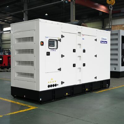 550kW 688KVA Su soğutmalı Süper Dizel Sessiz Jeneratör 50/60HZ Tek/Üç Fazlı Taşınabilir Jeneratörler DCEC Cummin